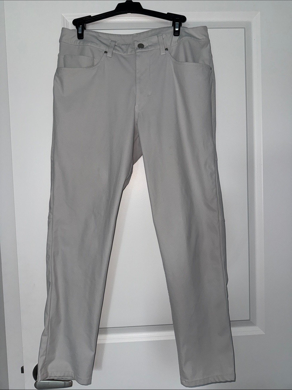 Men’s Slim-fit ABC Lululemon Pants 31x27 Bone Color